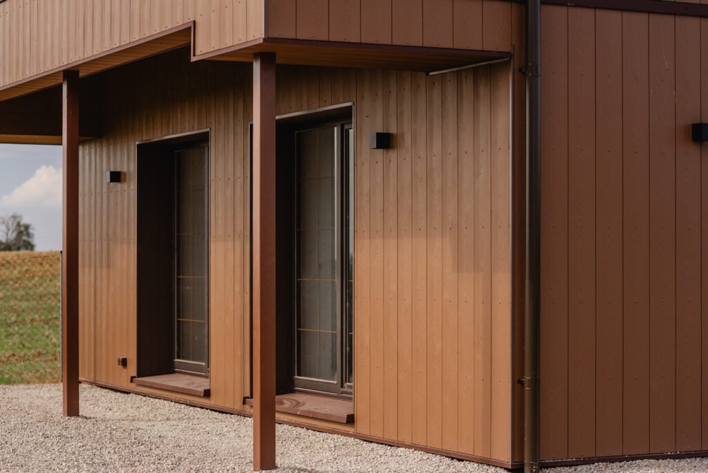 „Cedral“ dailylentės bei stogo ir fasado plokštelės: ką privalo žinoti kiekvienas montuotojas? 10 DSC02622 1