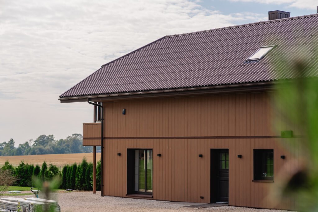 „Cedral“ dailylentės bei stogo ir fasado plokštelės: ką privalo žinoti kiekvienas montuotojas? 9 DSC02639