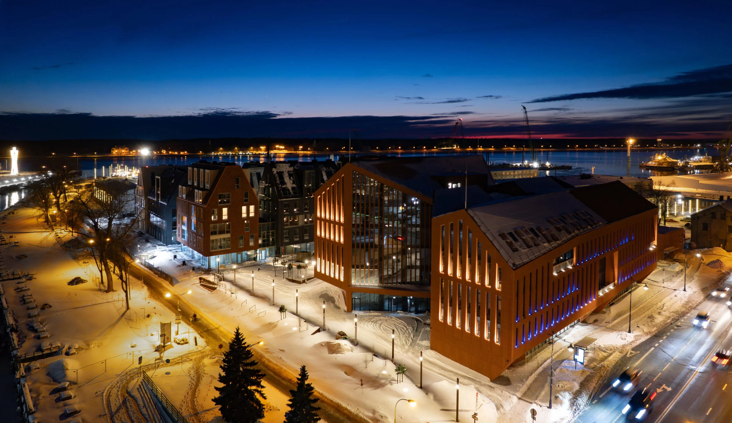 „Hanza“ verslo centras Klaipėdoje: miestiečiams grąžinta erdvė 3 „Memelio miestas“ – vakaro apšvietimas