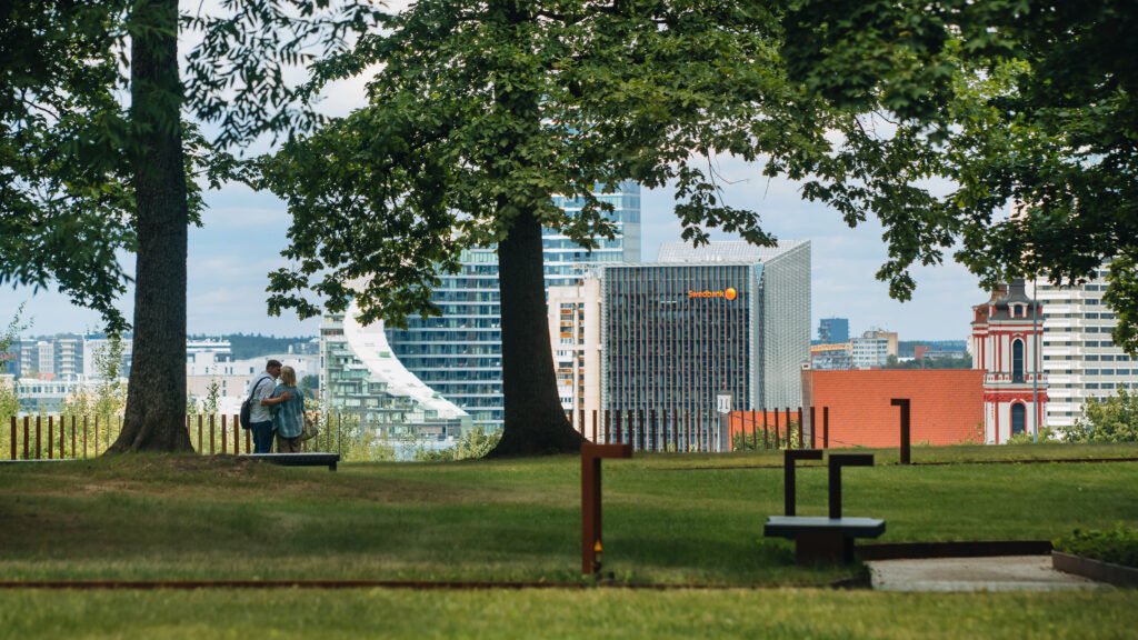 Rytojaus miestai: kaip erdves, kurtas darbininkams, pritaikyti šiandienei visuomenei 9 Liuteronu sodas Monos Avik nuotr.jpg 1