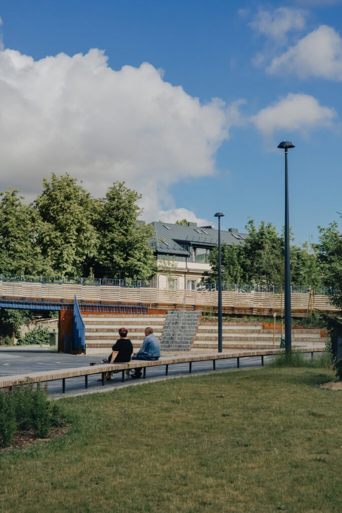 Rytojaus miestai: kaip erdves, kurtas darbininkams, pritaikyti šiandienei visuomenei 7 Šnipiškių aikštė Vilniuje