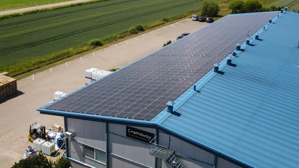 Energijos kaupikliai verslui: kaip optimizuoti elektros sąnaudas ir užtikrinti stabilumą 2 VEESLA ir Cosmoway 17085 kW Copy 2 2