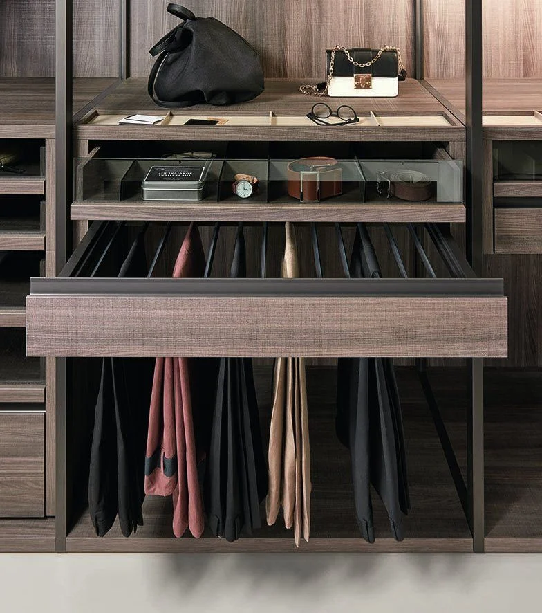 Miegamojo ir drabužinės tandemas šiuolaikiniuose namuose 8 29e96d6b050e8667a0447381590ef208