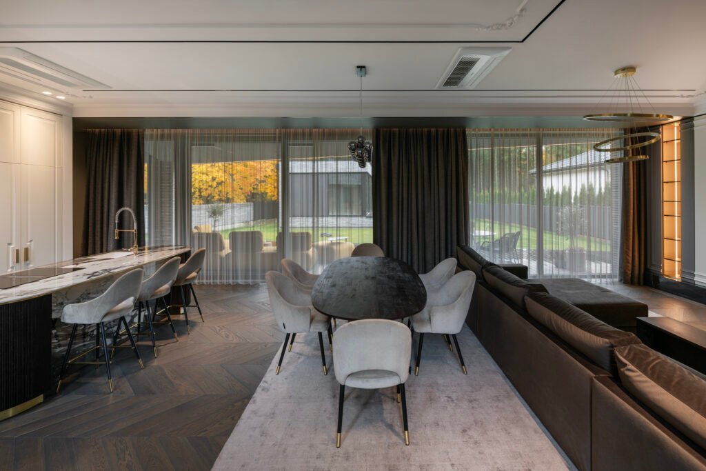 Metaerdvė: ar šiuolaikinis interjeras diktuojamas skaitmenizacijos? 8 Gyvenamuju erdbiu interjeras sukurtas naudojant skaitmenicaijos irankius „Ismanus interjeras nuotr.03 1