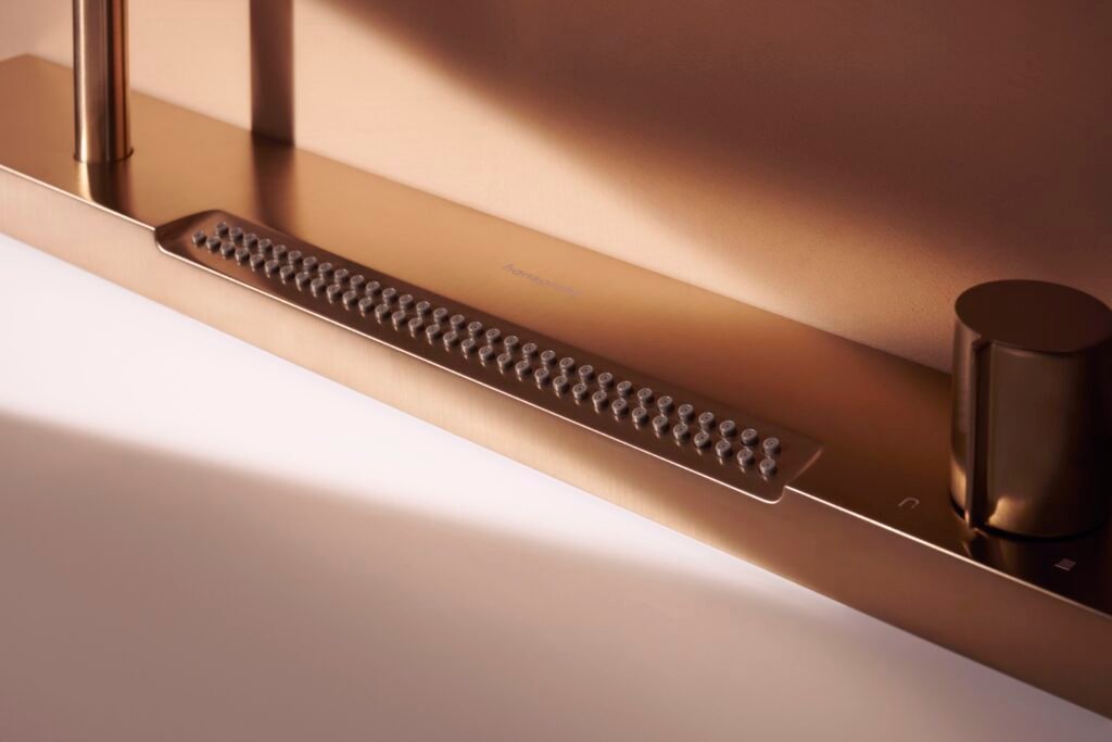 „hansgrohe“ vonios kambario sprendimai: vientisas dizainas ir funkcionalumas 10 „hansgrohe“ „Avalegra“ maišytuvas integruotas į praustuvą