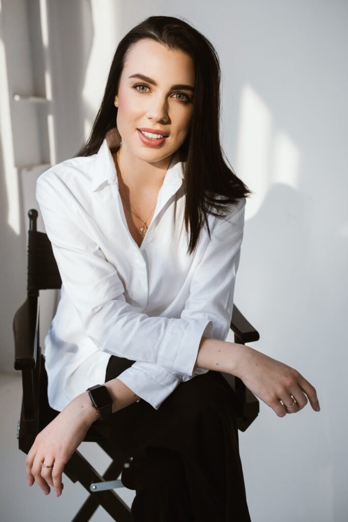 Nauji atsisveikinimo namai Šiauliuose: architektūra keičia paskutinio atsisveikinimo patirtį 3 Atsisveikinimo namų „Rekviem“ komercijos direktorė Jorūnė Jurkevičienė