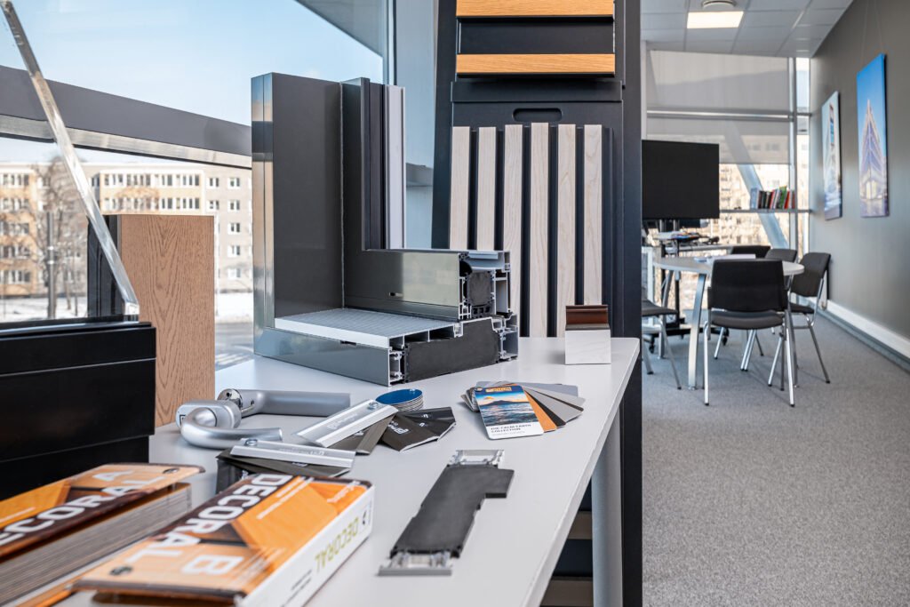 „Purso“ aliuminio sistemos: suomiška kokybė, kuri tarnauja dešimtmečius 3 showroom2