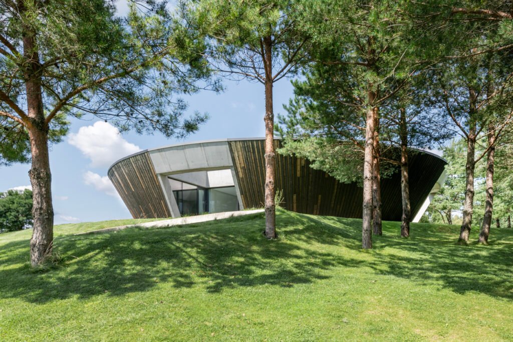 „Archbook Lyderis“ 2026: apdovanoti geriausi metų architektūros projektai ir interjerai 3 YCL studio Villa O architektura archbook projektas eksterjeras Leonas Garbacauskas