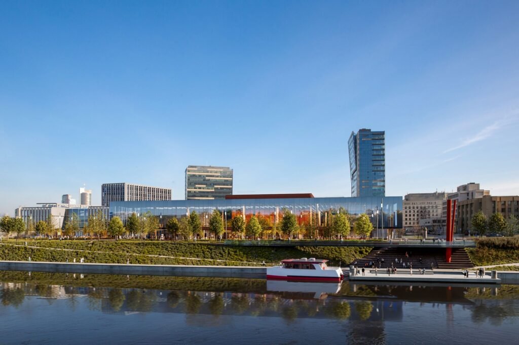 Vilniaus kongresų centras: paskelbta preliminari architektūros konkurso laimėtojų eilė 2 Preliminarioje eileje treciaja vieta uzemes projektas FOREST I FORUM I VILNIUS