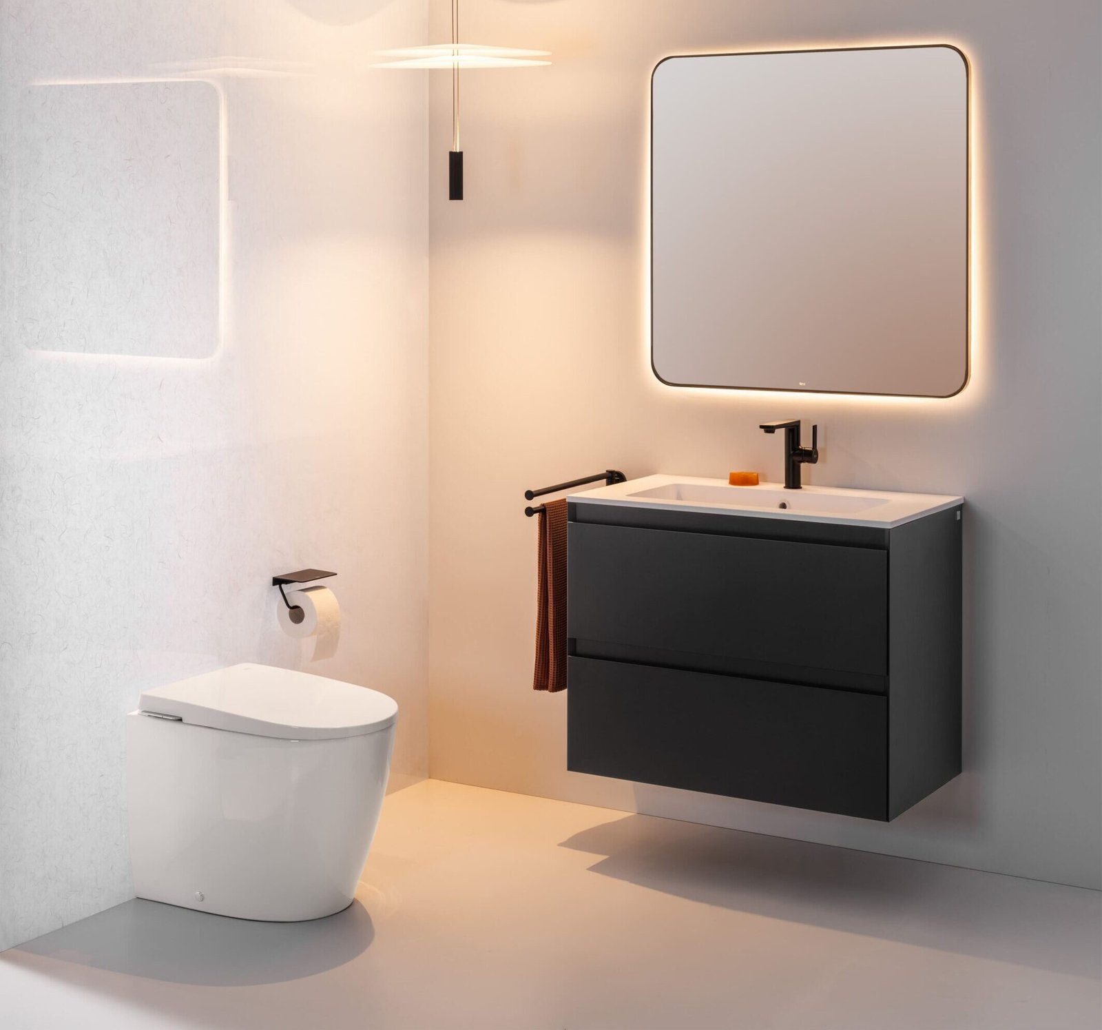 Perversmas vonios kambaryje. Naujos kartos unitazas su integruotu bakeliu 2 Avant ambient furniture floorstanding scaled e1786531631676