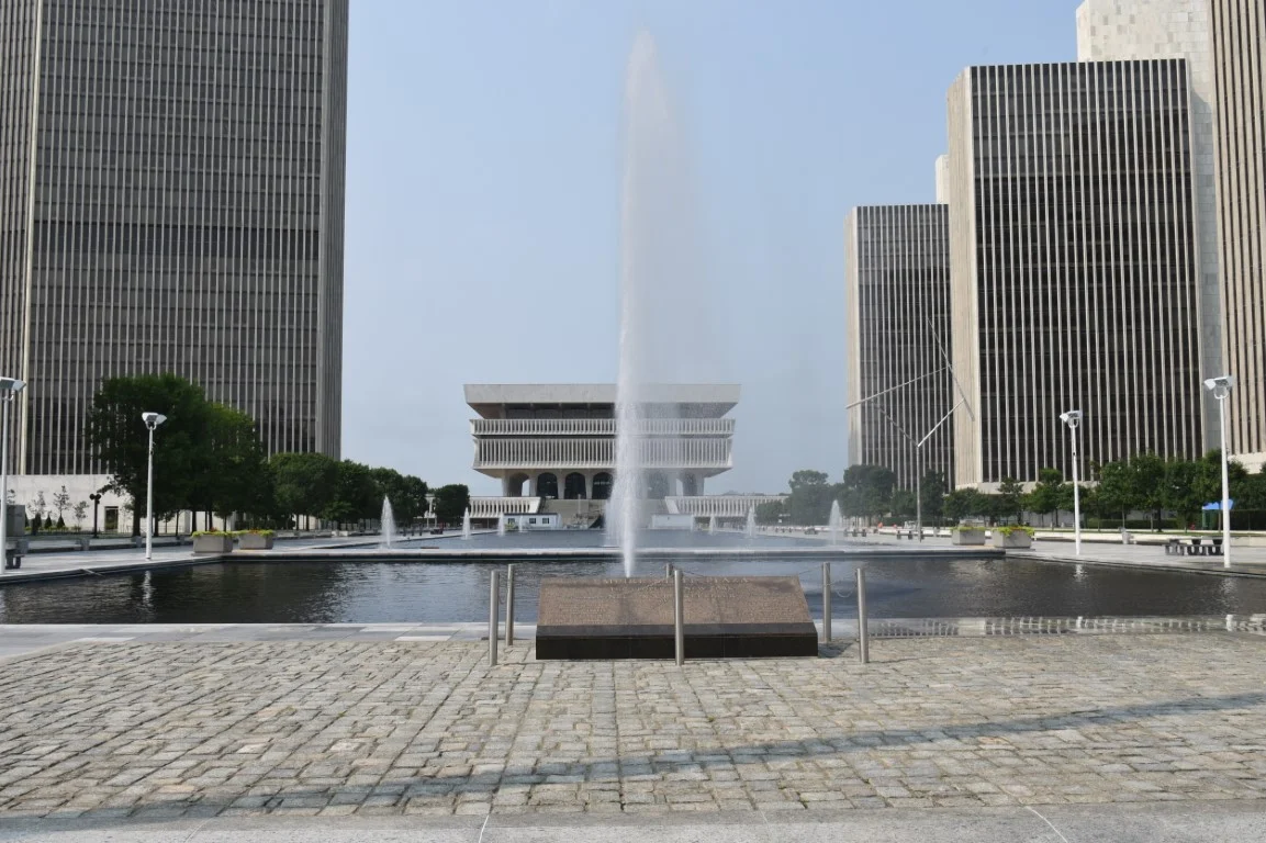 Dėl vieno pastato architektūros istorikas V. Petrulis nuvažiuotų 500 kilometrų 2 Empire State Plaza Albany NY 2