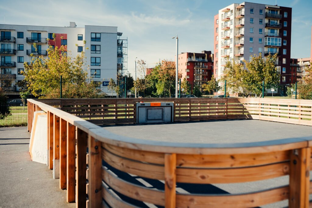 Viešosios erdvės Vilniuje: daugiau veiklų, daugiau žmonių, gyvesnis miestas 16 FIXMAN LT Vilnius ASA 078