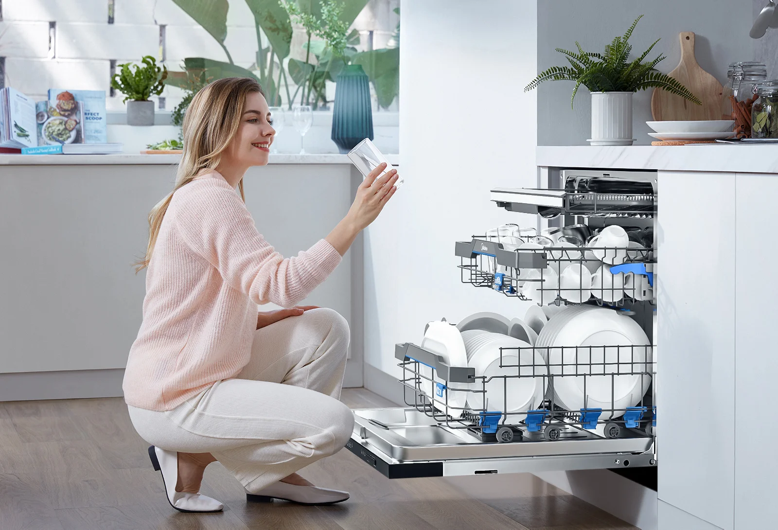 Midea įmontuojama buitinė technika: ateities virtuvė, kurią galima turėti jau šiandien 4 IonDish 4