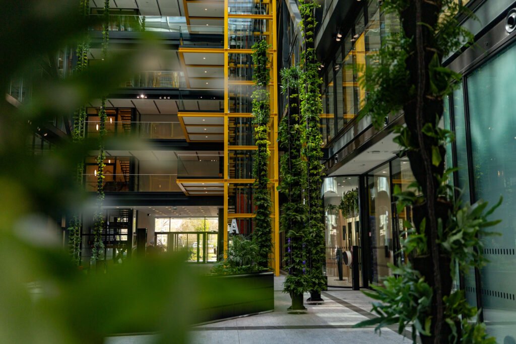 Verslo centras „Sąvaržėlė“: architektūra, kurianti ryšį su miestu 8 Savarzeles vidus