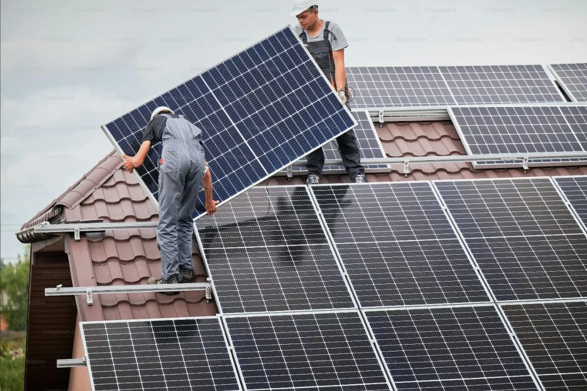 Ar verta laukti naujo APVA kvietimo? Ką rodo saulės elektrinių kainų ir paramos pokyčiai Lietuvoje? 2 APVA 2