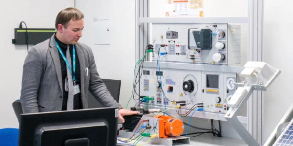 Kauno studentai siūlo efektyvesnį eismo valdymo modelį 1 šviesoforų veikimo tvarka