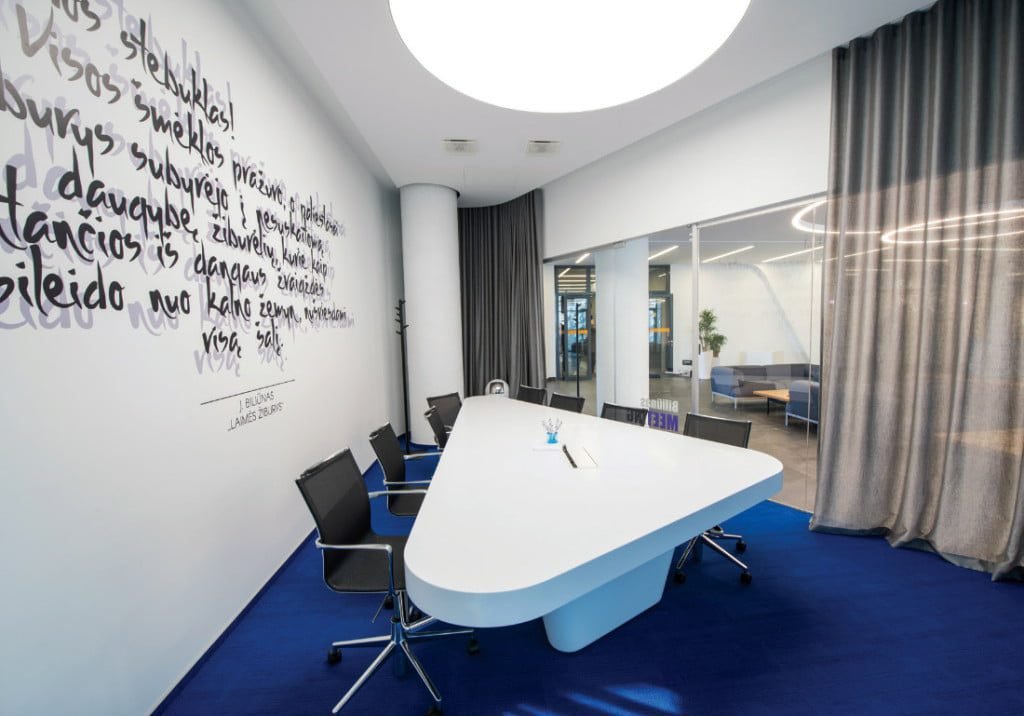 Biurų pastato „Delta“ „Technopolyje“ interjerą suprojektavo Tomas Jasiulis, Indrė Brazaitytė ir Monika Butkutė. Ligitos Vaitkutės nuotr.