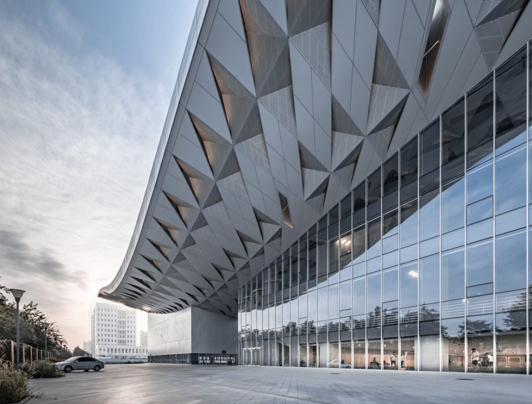 Architektūros milžinai: 6 įspūdingi sporto kompleksai, arenos ir stadionai 12 „Atelier Alter Architects" nuotr.