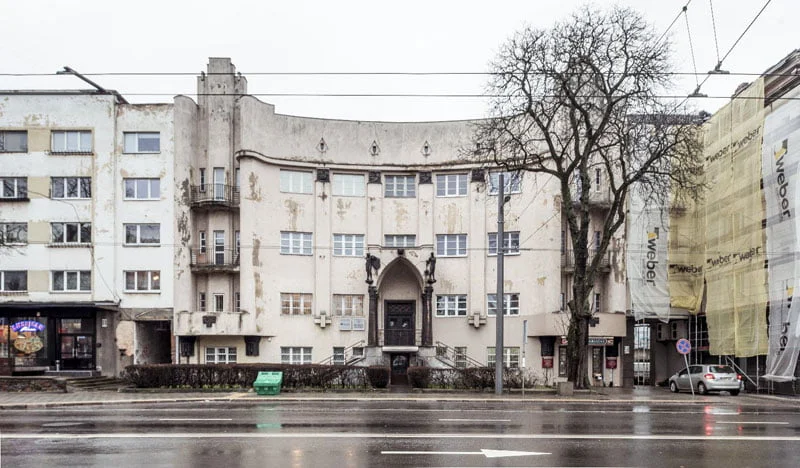 mozes posvianskio ir girso kliso namas