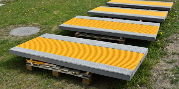 plokštės autobusų stotelėms